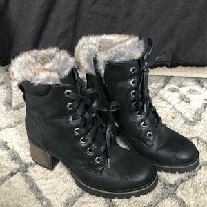 STEVE MADDEN BOOTIES